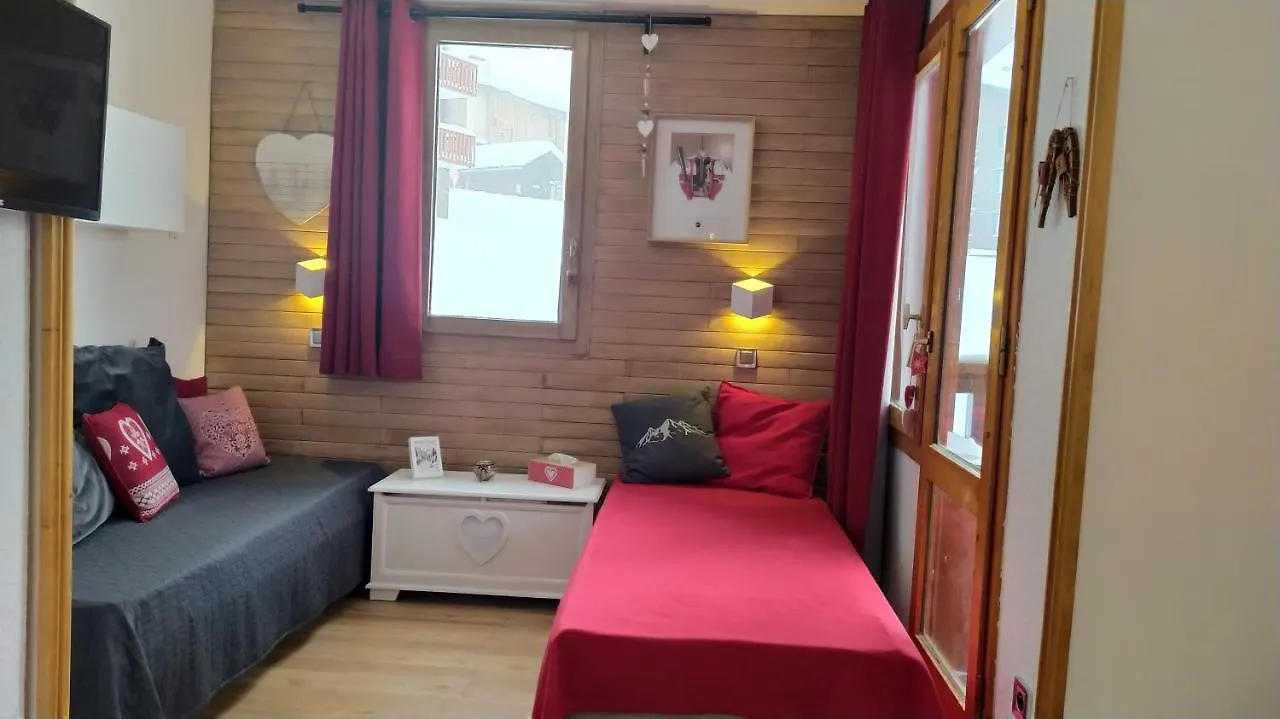 Apartment Paradiski-Belle Plagne, Altitude 2050M, Appart Skis Aux Pieds 4 Personnes La Plagne-Tarentaise