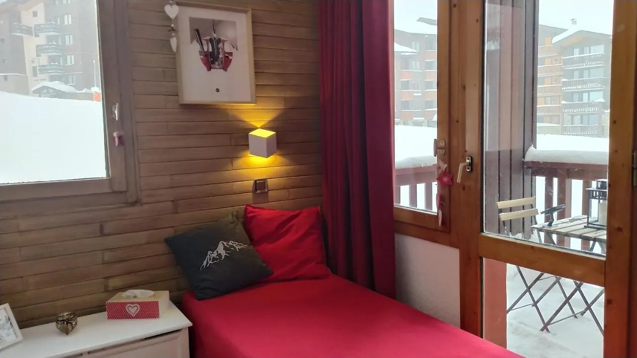 Apartment Paradiski-Belle Plagne, Altitude 2050M, Appart Skis Aux Pieds 4 Personnes La Plagne-Tarentaise