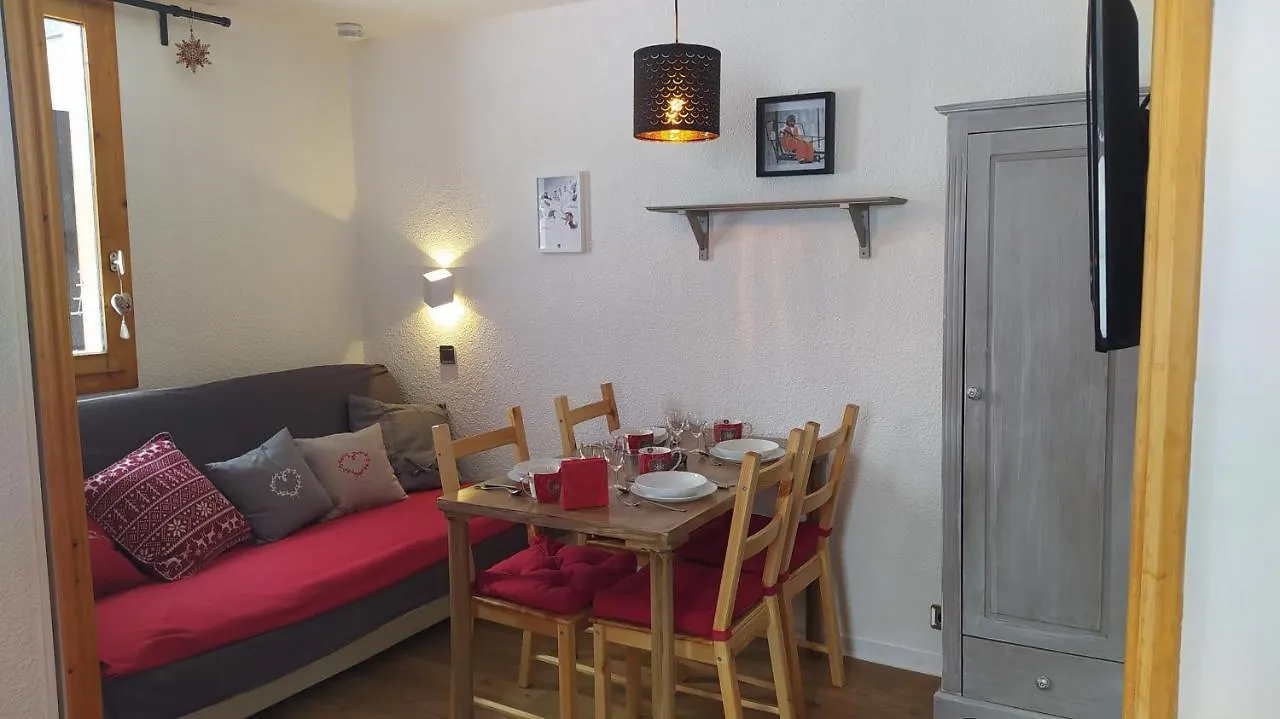Paradiski-Belle Plagne, Altitude 2050M, Appart Skis Aux Pieds 4 Personnes La Plagne-Tarentaise Apartment