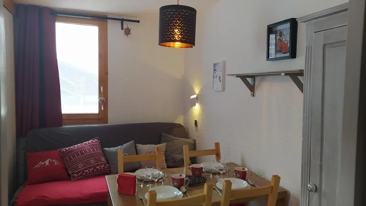 Apartment Paradiski-Belle Plagne, Altitude 2050M, Appart Skis Aux Pieds 4 Personnes La Plagne-Tarentaise France